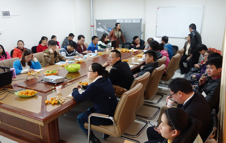 目前天度客戶沙龍已順利舉行4期，我們將一直秉承全公益、凈干貨、不推銷產(chǎn)品的理念，助力天度新老客戶開展網(wǎng)絡(luò)營銷和移動互聯(lián)網(wǎng)營銷。